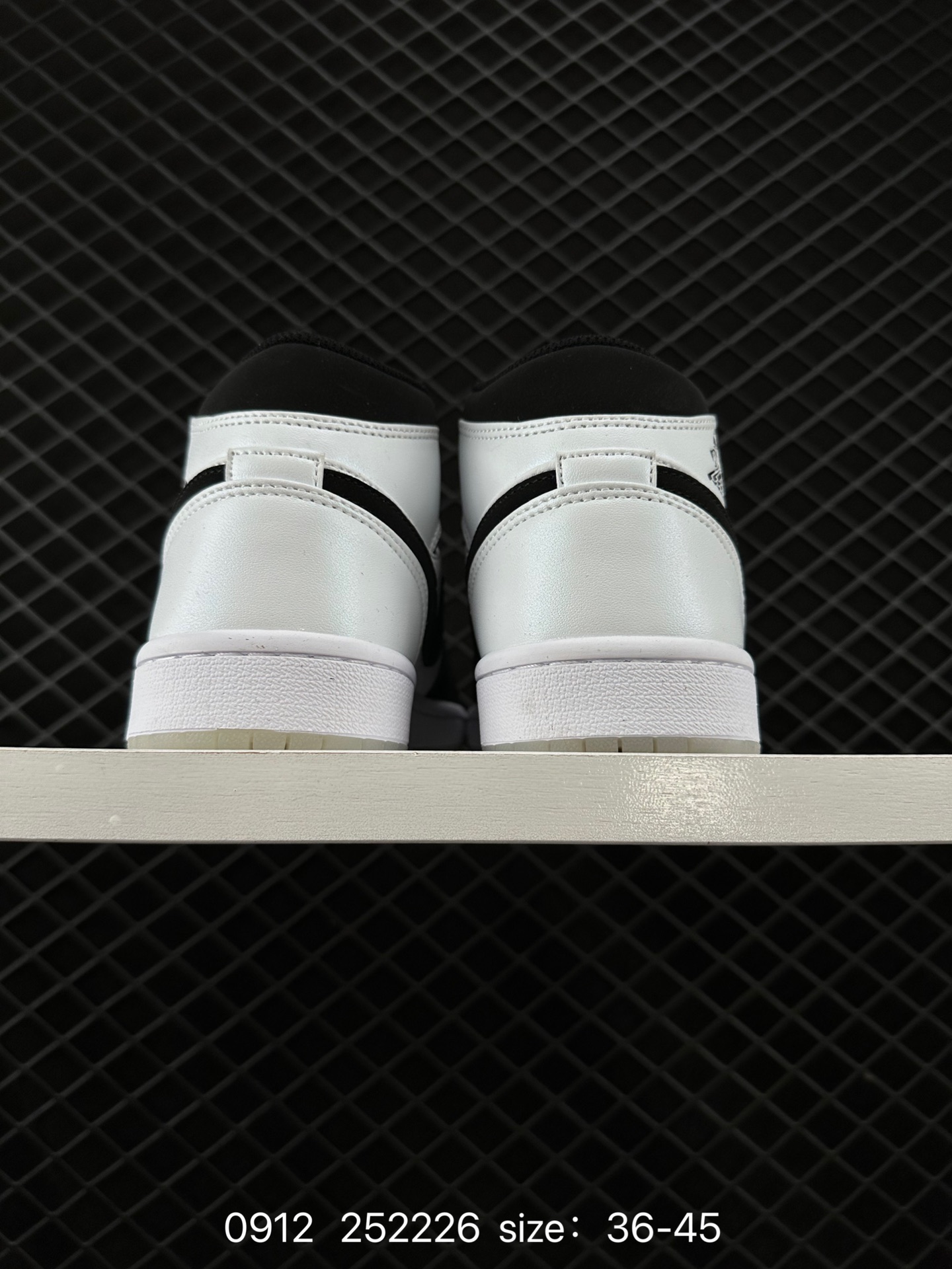 Air Jordan 1 HIGH AJ1